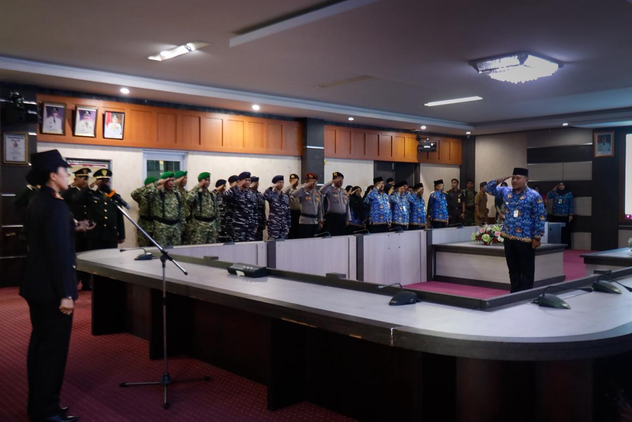 Cuaca Hujan, Upacara Hari Lahir Pancasila 2026 di Karimun Dipindahkan ke Ruang Rapat Cempaka Putih
